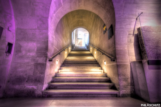 Louvre - Escalier 10