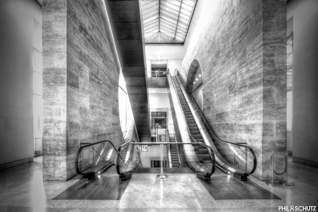 Louvre - Escalier 7 - NB